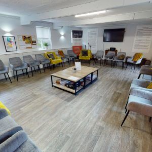 drug and alcohol rehab therapy room