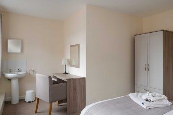 Cassiobury Court room