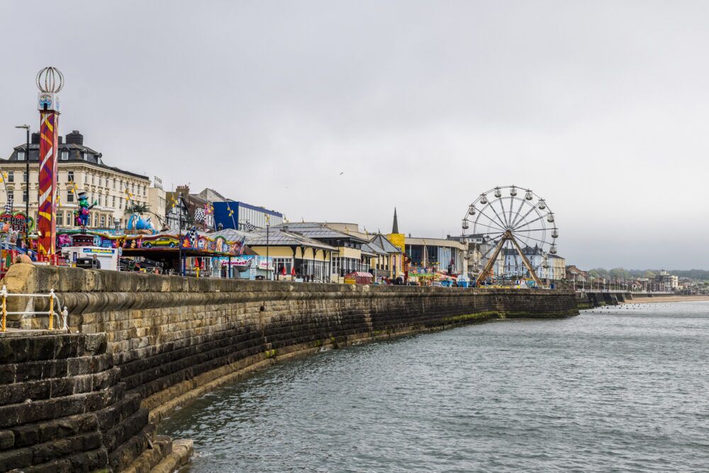 Alcohol rehab in Bridlington - a photograph of a coast. 